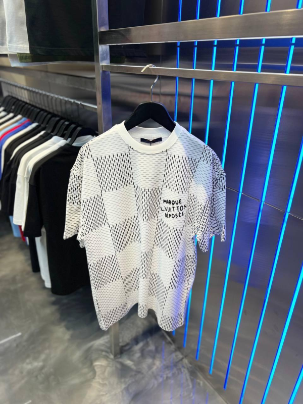 Louis Vuitton T-Shirt White/Grey  | MASSIMOLUXURYOUTLET