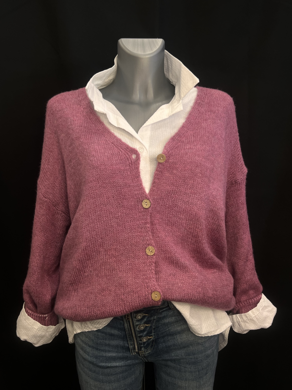 Cardigan boutonné en maille | 𝐉𝐮𝐥𝐢𝐞 𝐍𝐞𝐞𝐟 𝐂𝐫𝐞́𝐚𝐭𝐢𝐨𝐧𝐬