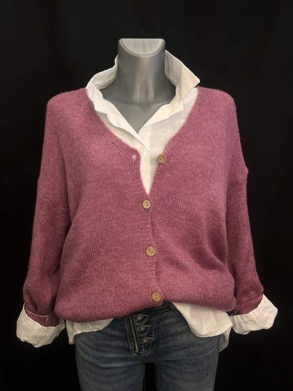 Cardigan boutonné en maille | 𝐉𝐮𝐥𝐢𝐞 𝐍𝐞𝐞𝐟 𝐂𝐫𝐞́𝐚𝐭𝐢𝐨𝐧𝐬