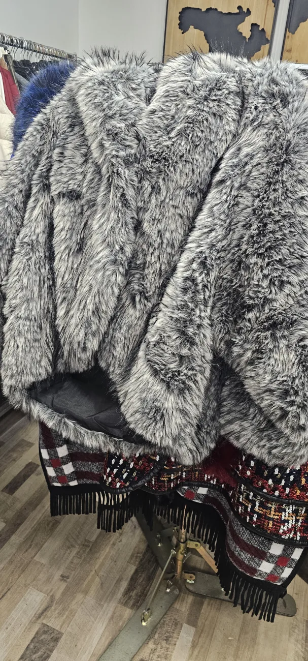 Fourroure Niya | Dresses of my World