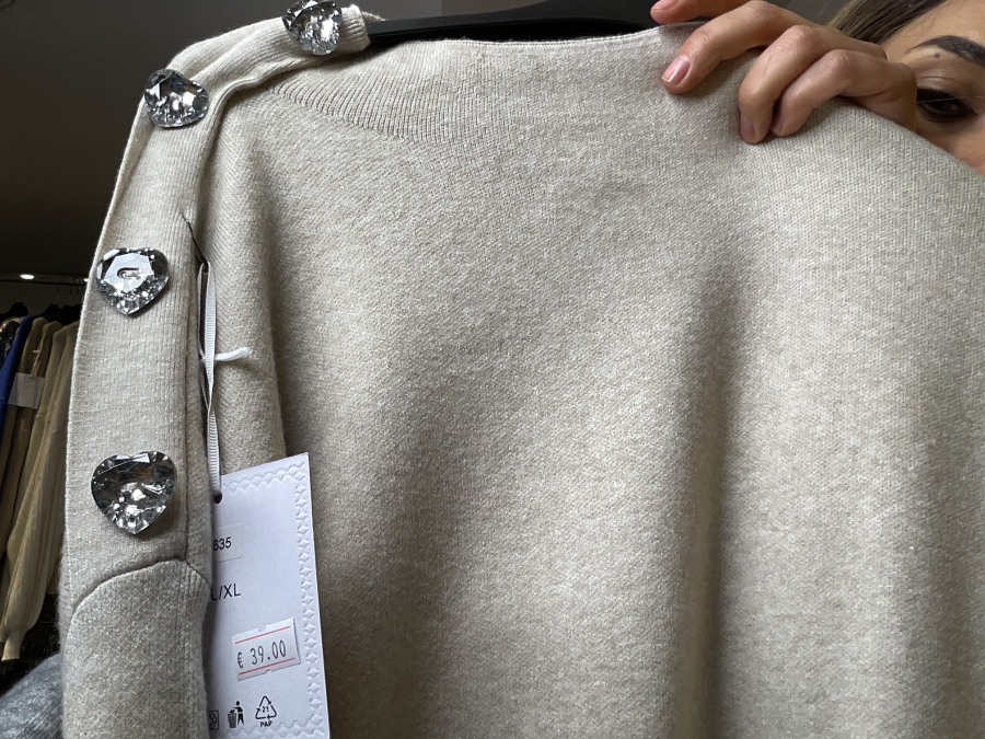 Robr L | Astra boutique 