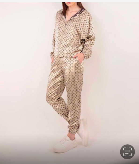 Louis Vuotton Truck Suit Beige Women | MASSIMOLUXURYOUTLET