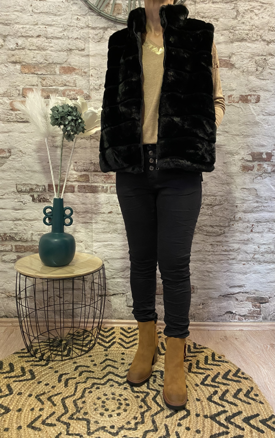 Doudoune sans manche fausse fourrure | Jus de coco 