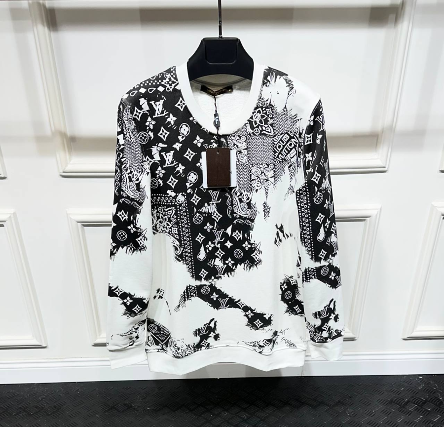 Louis Vuitton Sweatshirt Black/White | MASSIMOLUXURYOUTLET