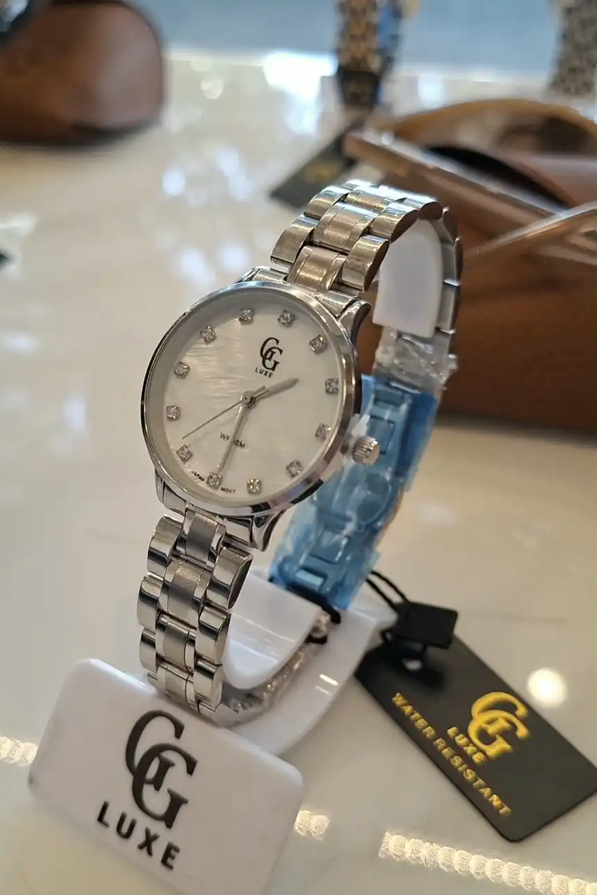 Relógio GGLux Feminino Silver fundo branco S 1813 | Definne