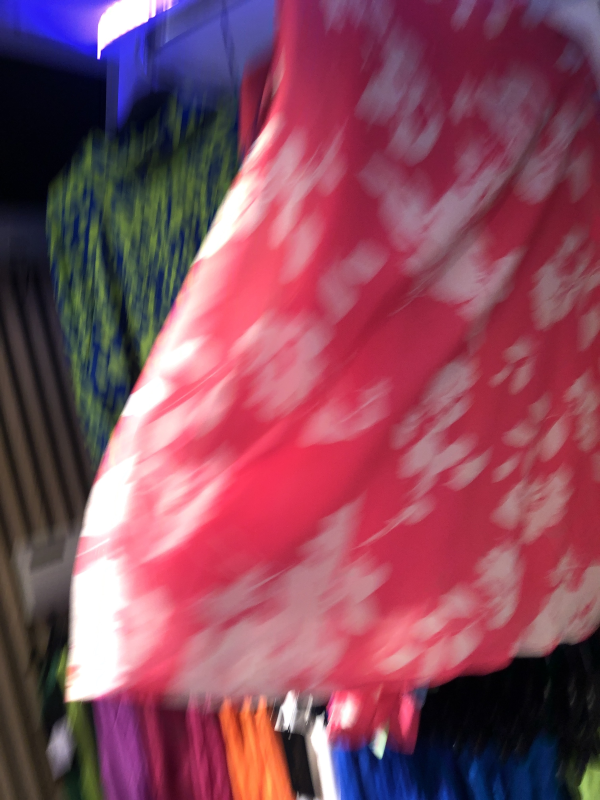 Che | Astra boutique 