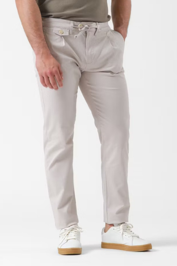 PRÉ-RESERVA Calça Chino Cordão La Garrocha Beje | definne