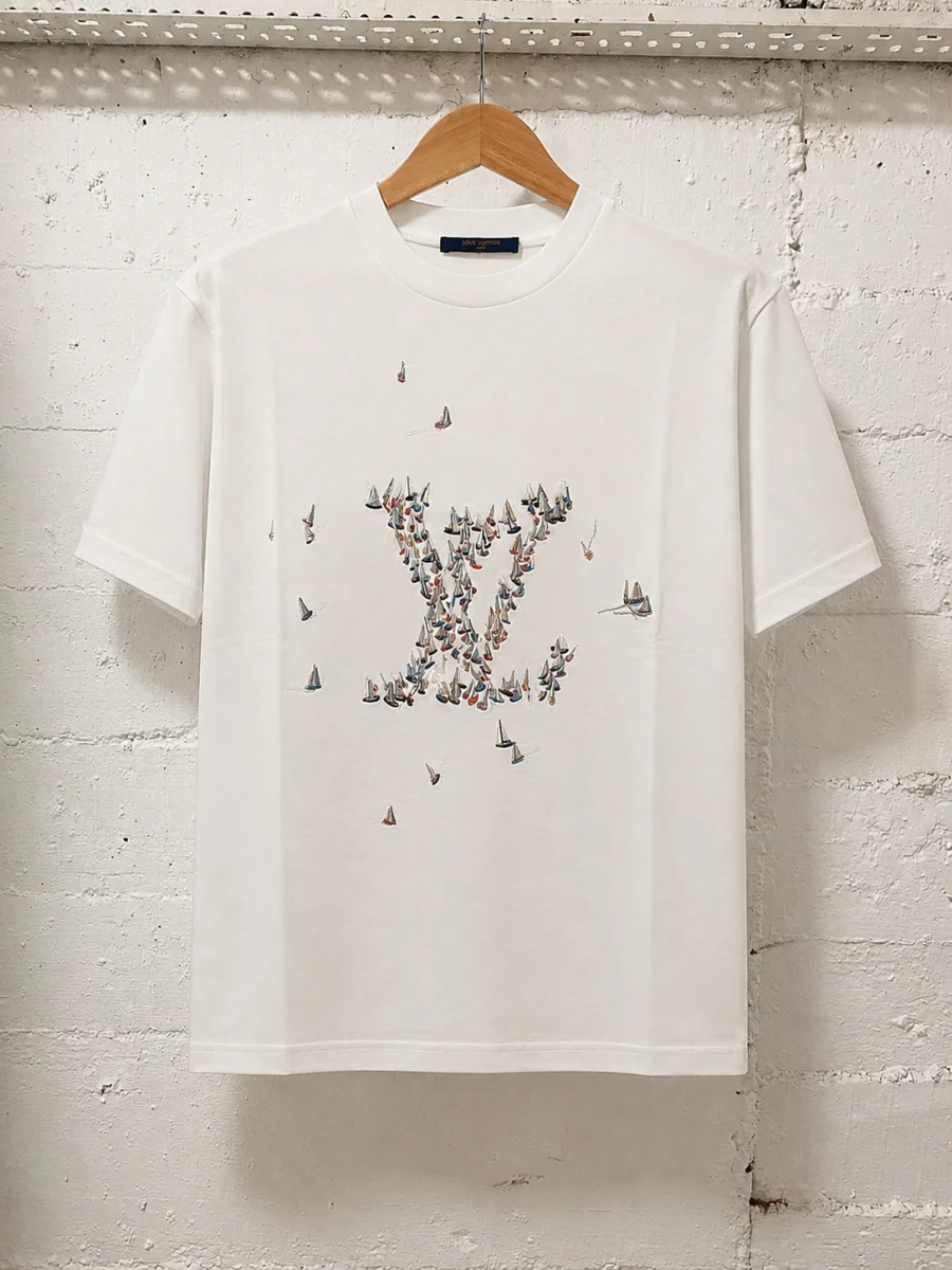 Louis Vuitton T-Shirt Embroidered White  | 