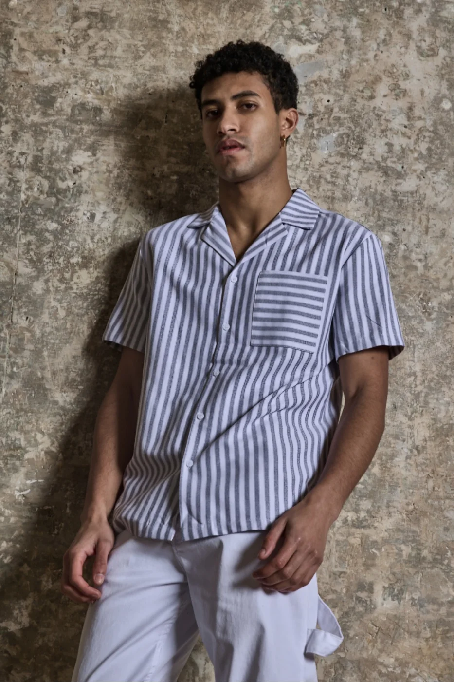 Camisa Santorini Risca Fina em Cinza Cod.942 | definne