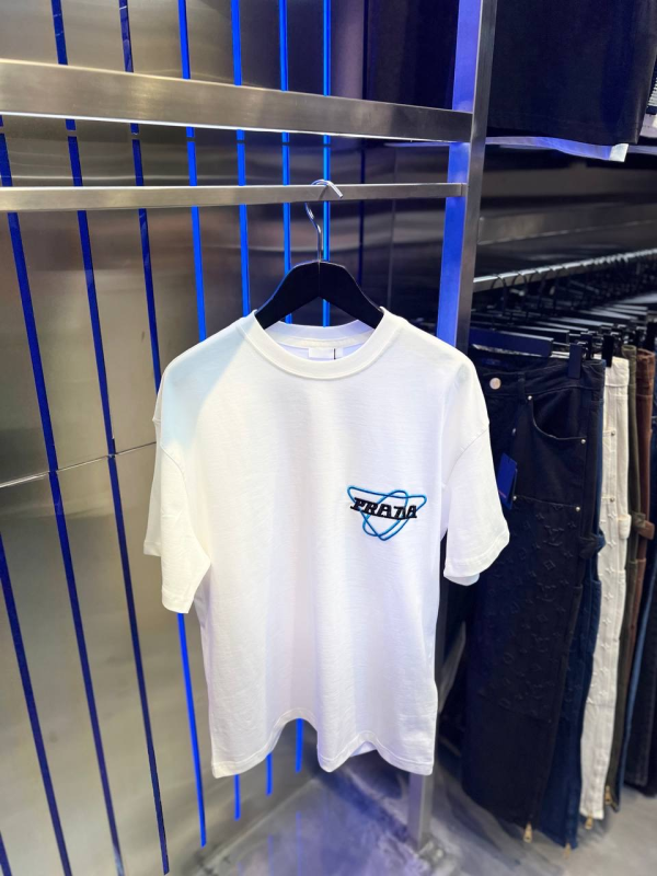 Prada T-Shirt White  | MASSIMOLUXURYOUTLET
