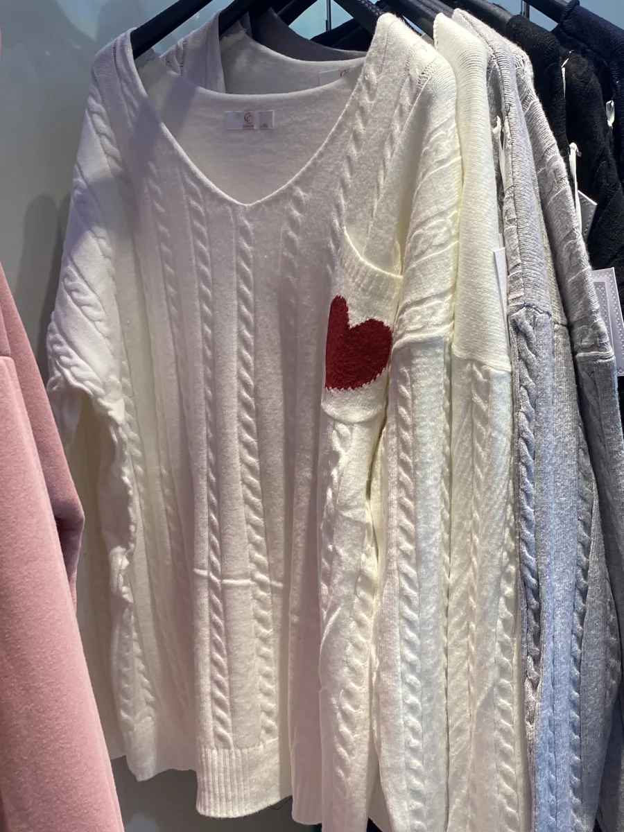 Pull love  | Astra boutique 