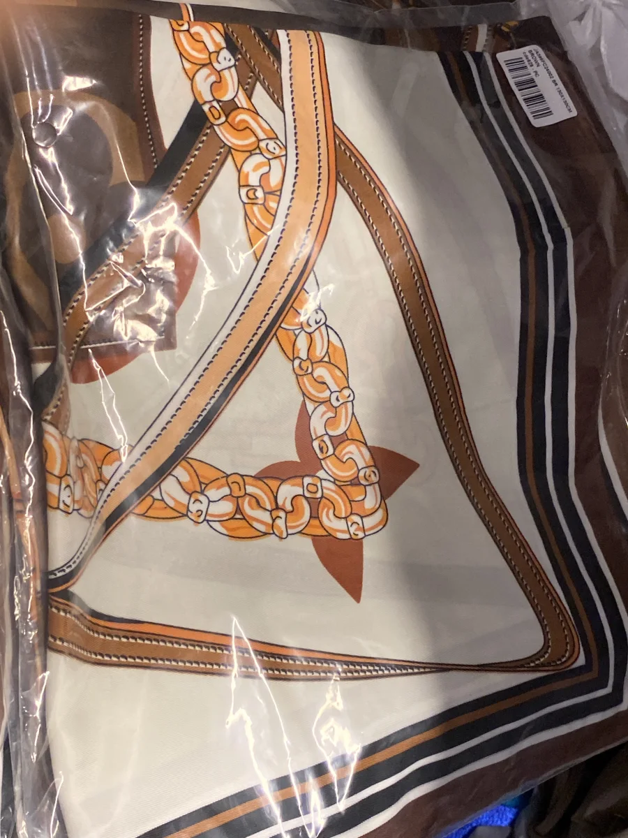 Écharpe LV | Astra boutique 