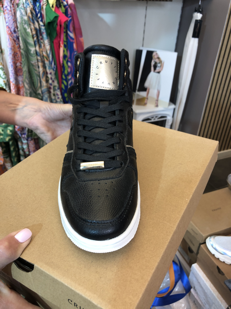 Bas | Astra boutique 