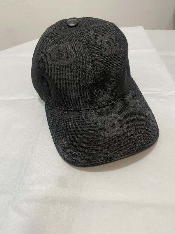 Chanel Paris Cap Black | MASSIMOLUXURYOUTLET