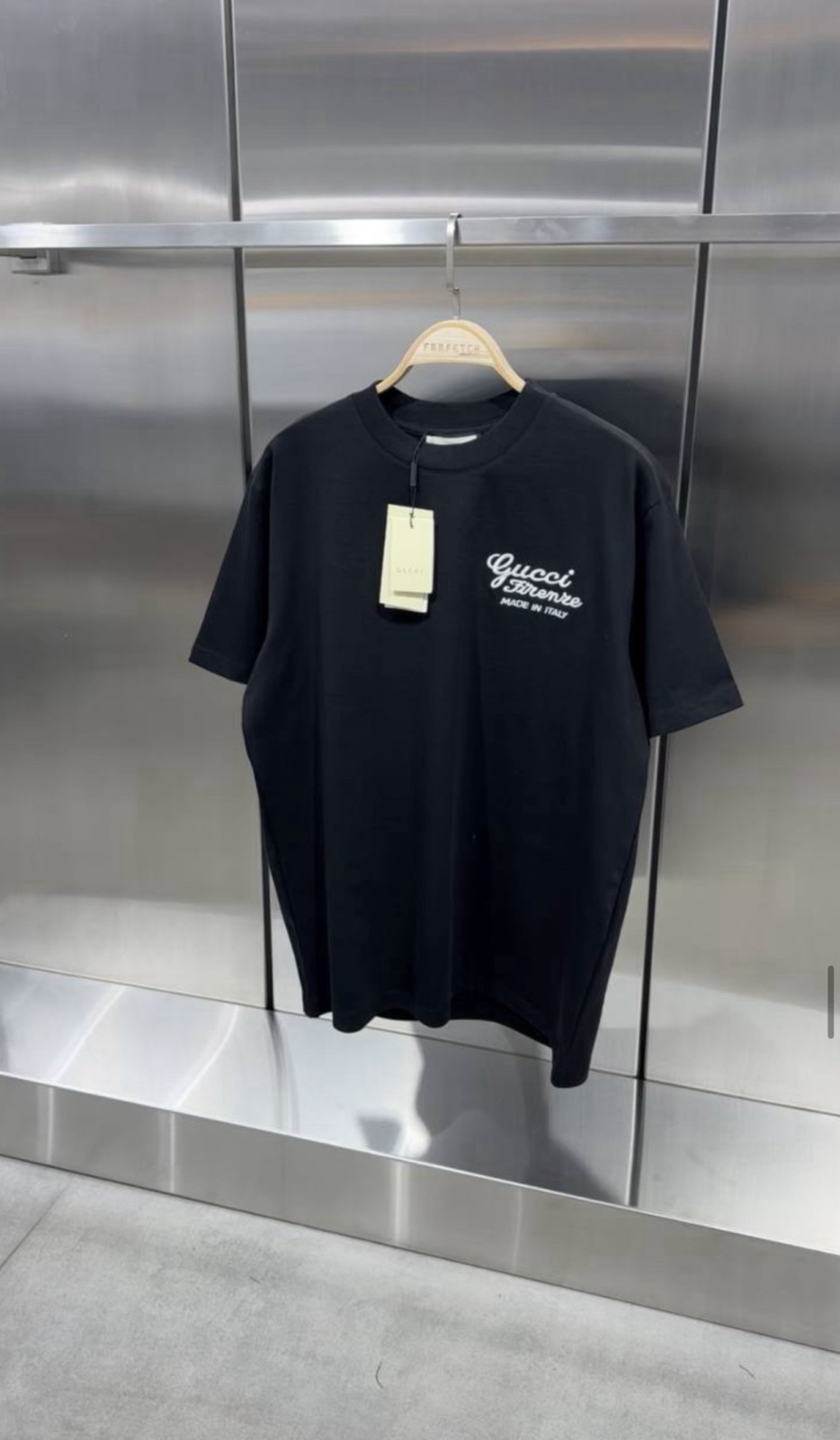 Gucci Firenze T-Shirt Black | MASSIMOLUXURYOUTLET