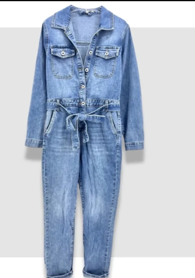 Combinaison jean | Jus de coco 