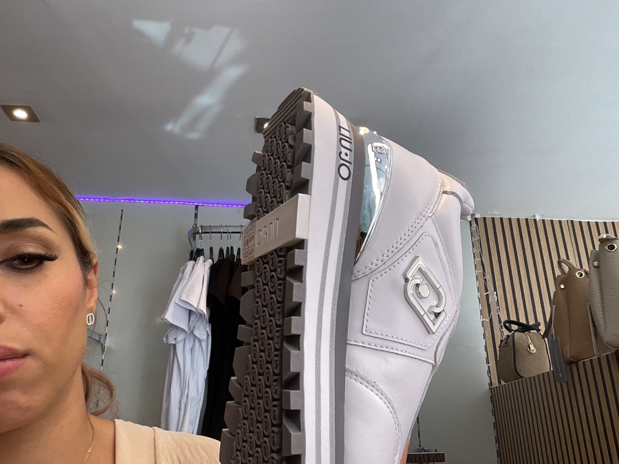 Bas | Astra boutique 