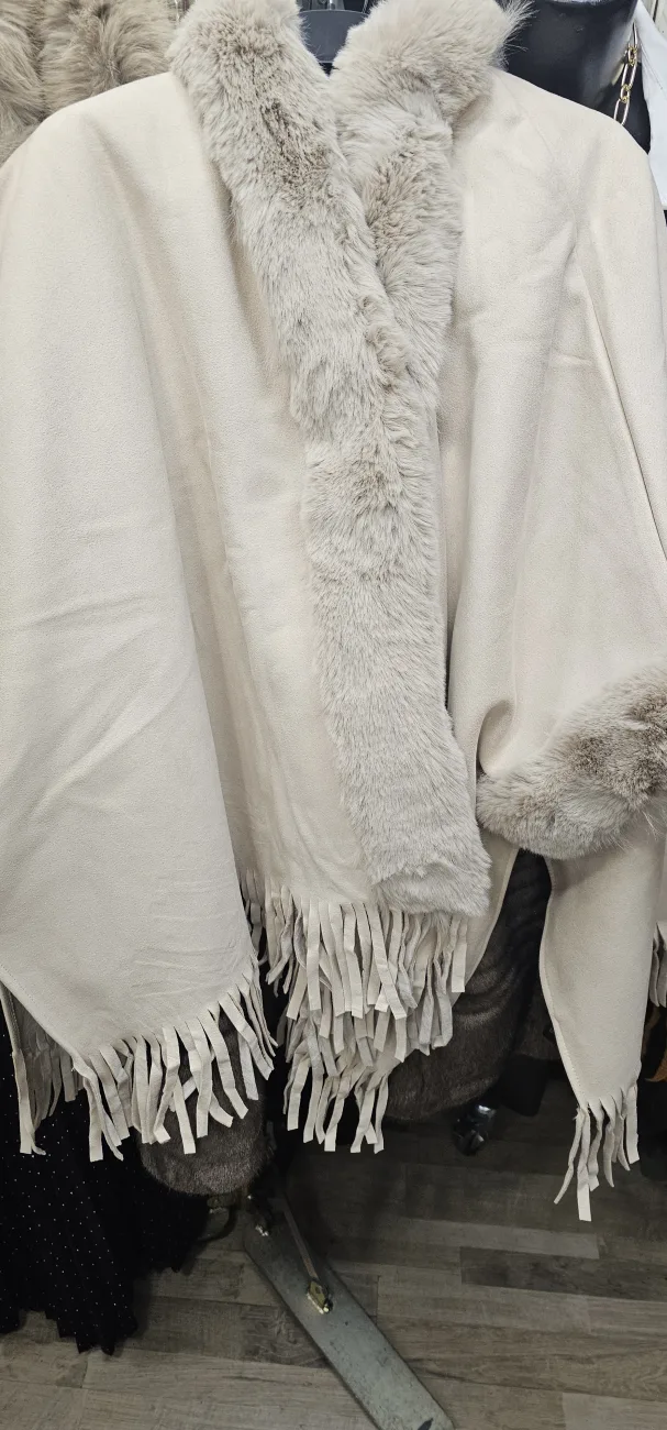 Poncho user 128 | Dresses of my World