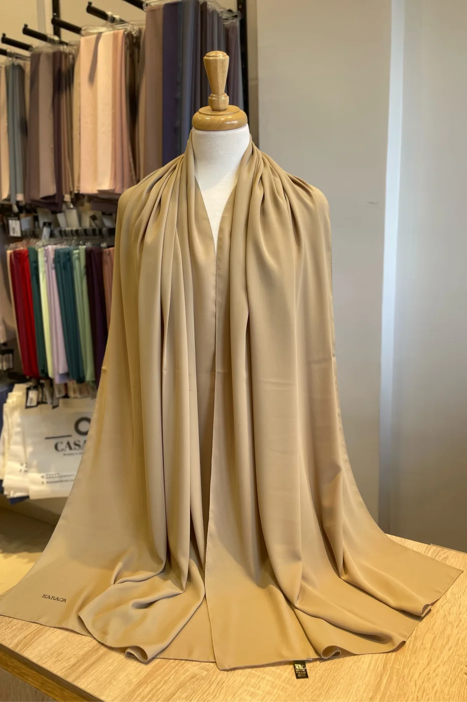 Chale Crêpe Uni Jaune Sable | CasaZaz