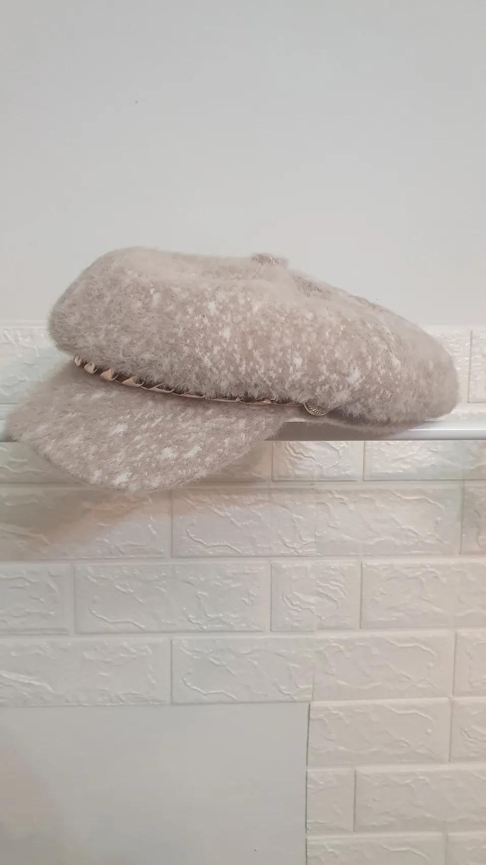 Cappello con catena  | Maelle B. Fashionlab 