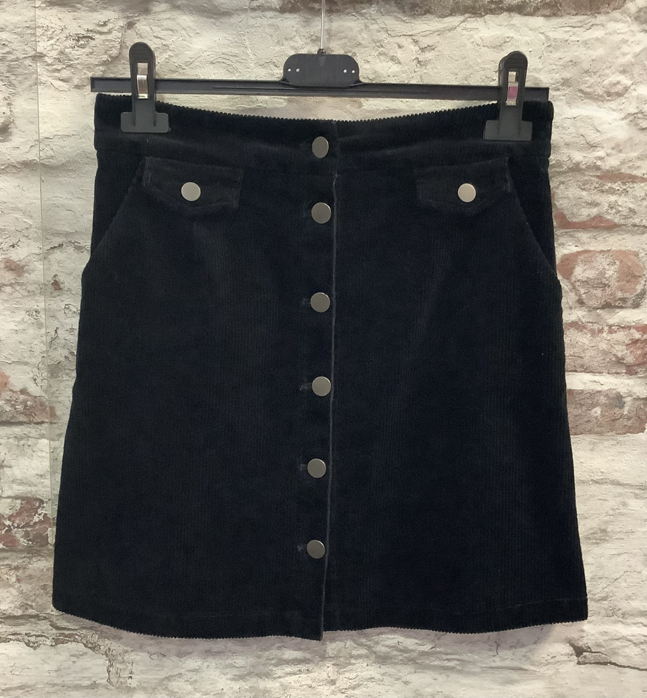 Jupe velours  | Jus de coco 