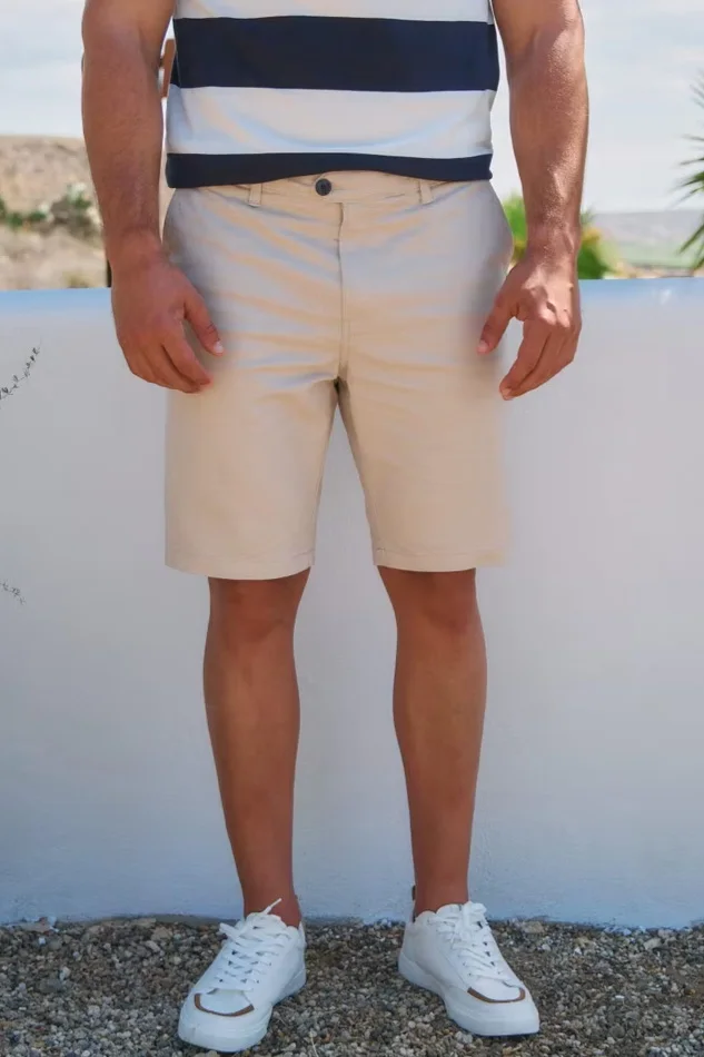 Bermuda Chino Classico La Garrocha Beje | definne