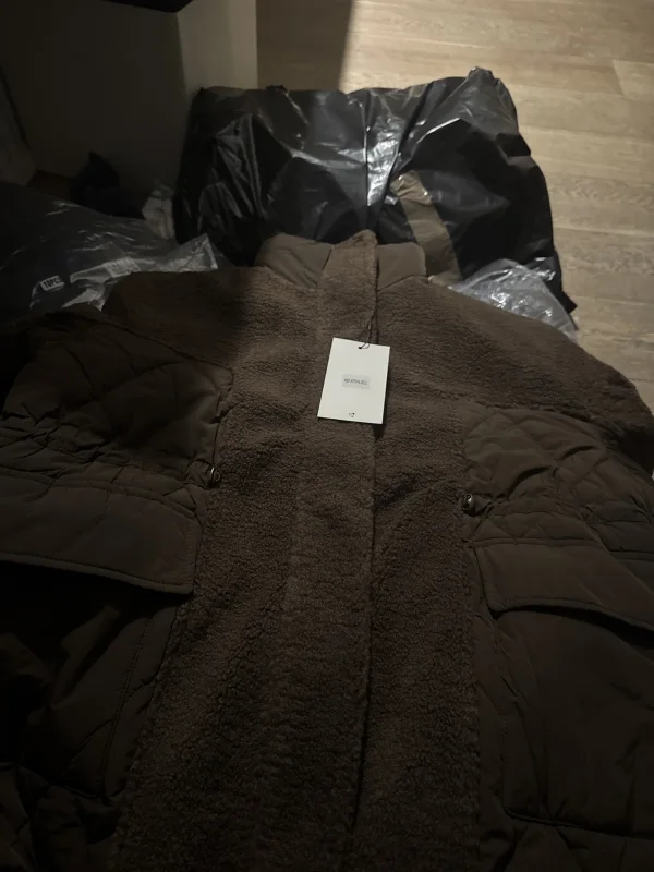 Manteau chocolat  | Astra boutique 
