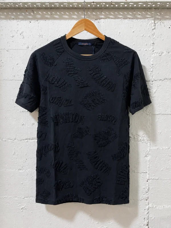 Louis Vuitton T-Shirt Black Textured Logo  | MASSIMOLUXURYOUTLET