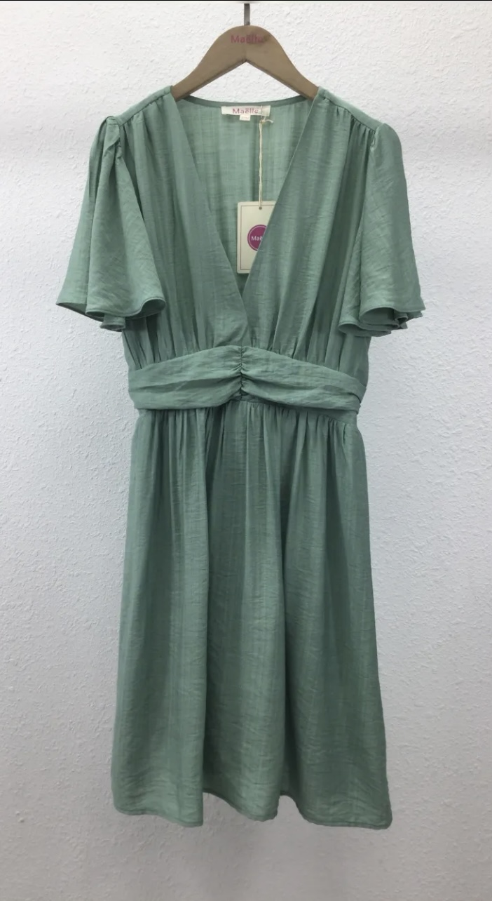 Robe courte  | Jus de coco 