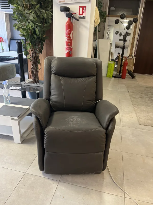 Fauteuil electrique en cuir avec telecommande | MULTI-AFFAIRES