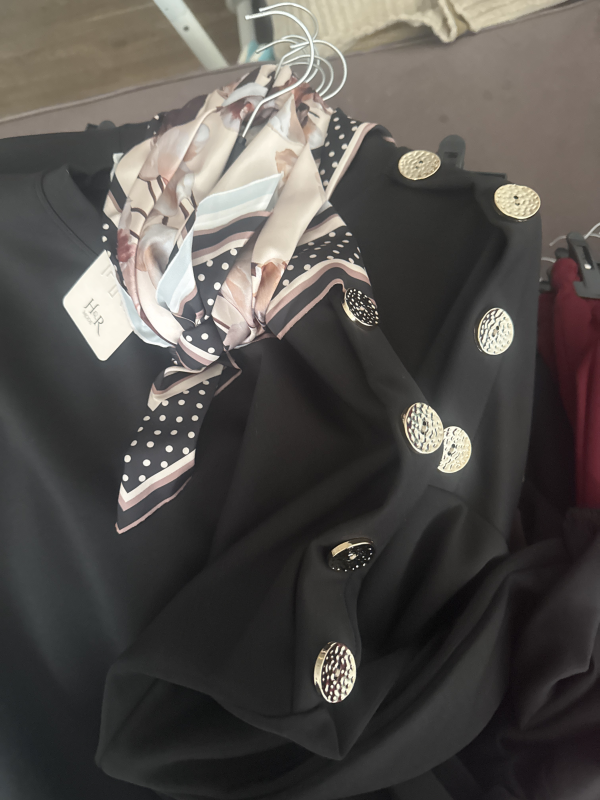 Ensemble jogging plus foulard  | Astra boutique 