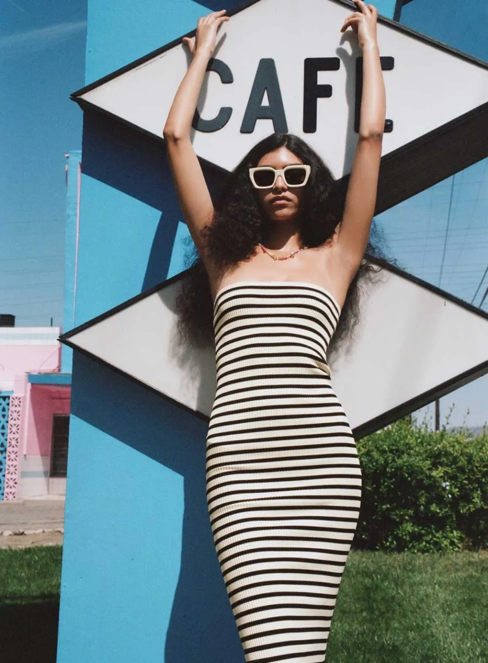VESTIDO DE MALHA AS RISCAS | Pickbeauty