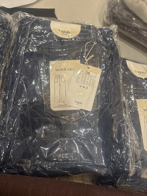 Jeans  | Astra boutique 