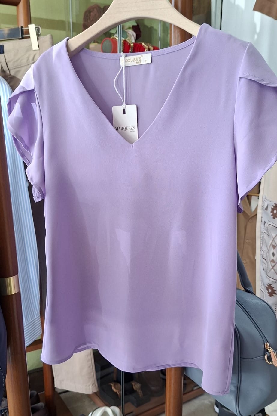 Camisa de Senhora Casual de Manga Curta na cor lilas | definne