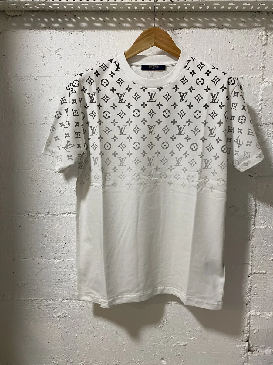 Louis Vuitton T-Shirt Gradient Cotton White | MASSIMOLUXURYOUTLET