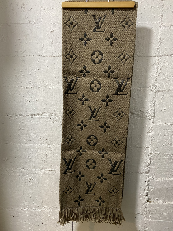 Louis Vuitton Scarves Brown  | MASSIMOLUXURYOUTLET