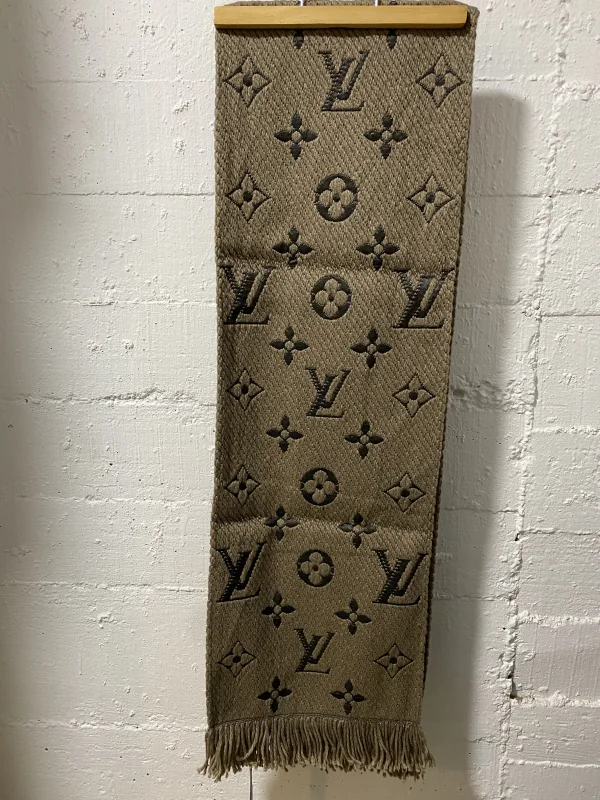 Louis Vuitton Scarves Brown  | MASSIMOLUXURYOUTLET