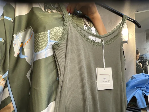 Top | Astra boutique 