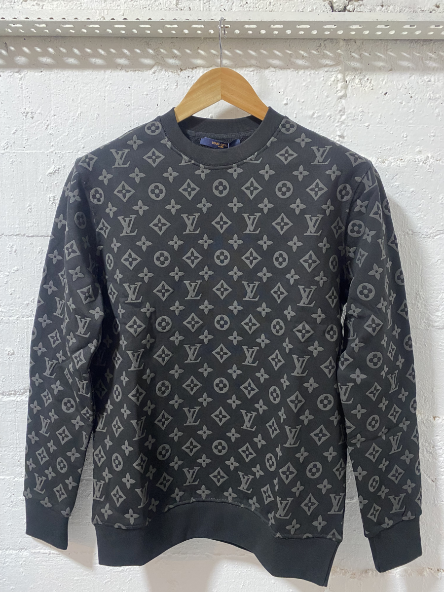 Louis Vuitton Sweatshirt Monogram Black/Black | MASSIMOLUXURYOUTLET