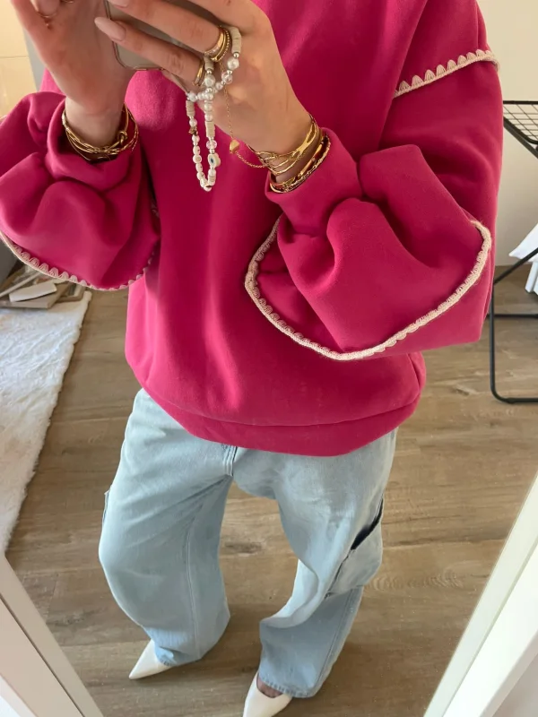 Embroidered Sweatshirt Puff Sleeve

 | Salsa Color