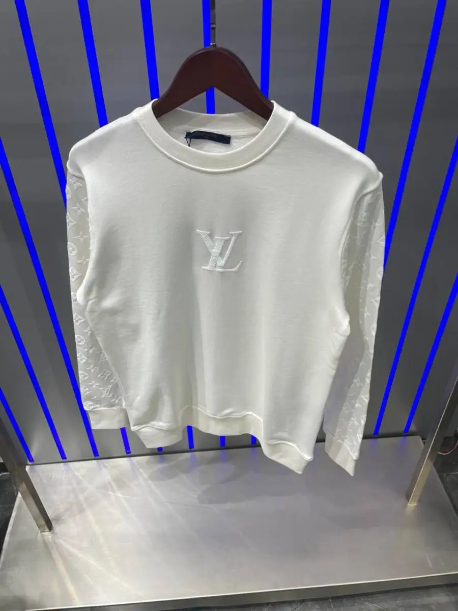 Louis Vuitton Sweatshirt Monogram White | MASSIMOLUXURYOUTLET