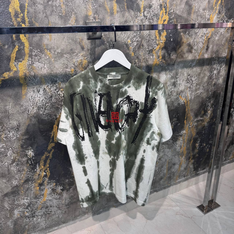 Givenchy Paris T-Shirt White | MASSIMOLUXURYOUTLET