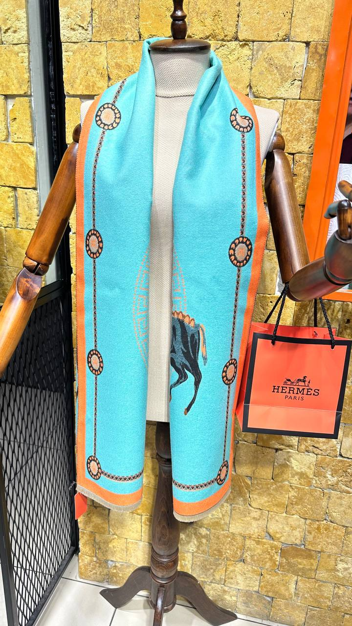 Hermes Paris Double Face Cashmere Tifany Blue | MASSIMOLUXURYOUTLET