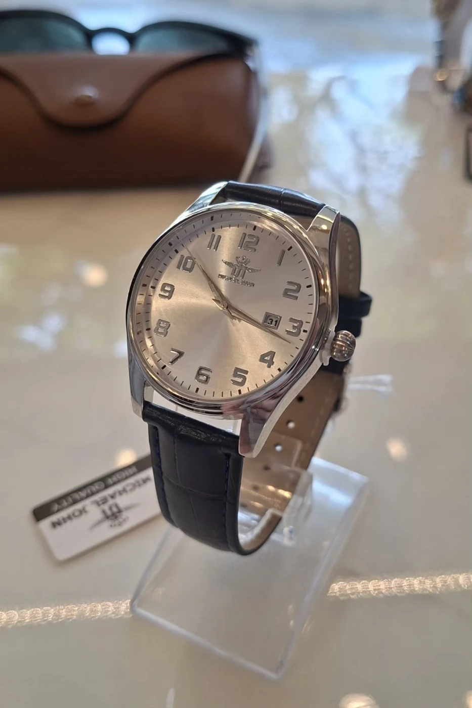 Relógio Michael Jonh Classic Leather Bleu & Silver Fundo Branco Cod 2023 | Definne