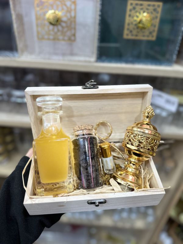 Coffret ( essentiel fleur d oronger , mbikhera , encens oud, musk blanc) | DARLWARD