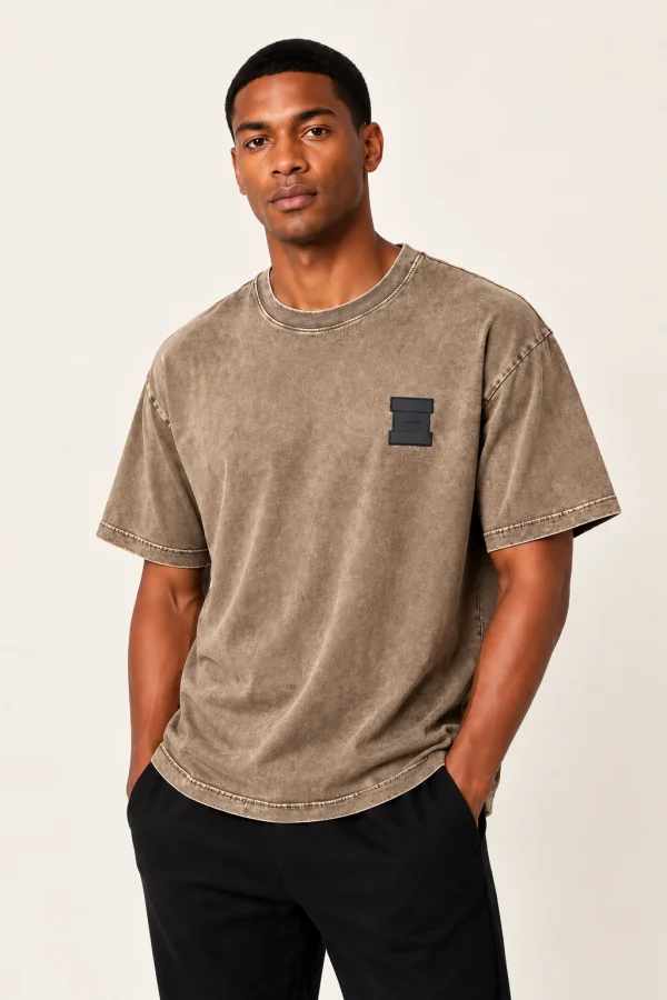 T-shirt oversized com lavagem vintage/acid wash | definne