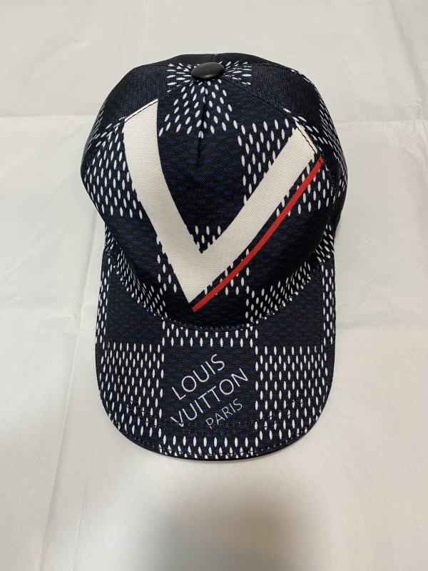 Louis Vuitton Cap Blu Marque  | MASSIMOLUXURYOUTLET