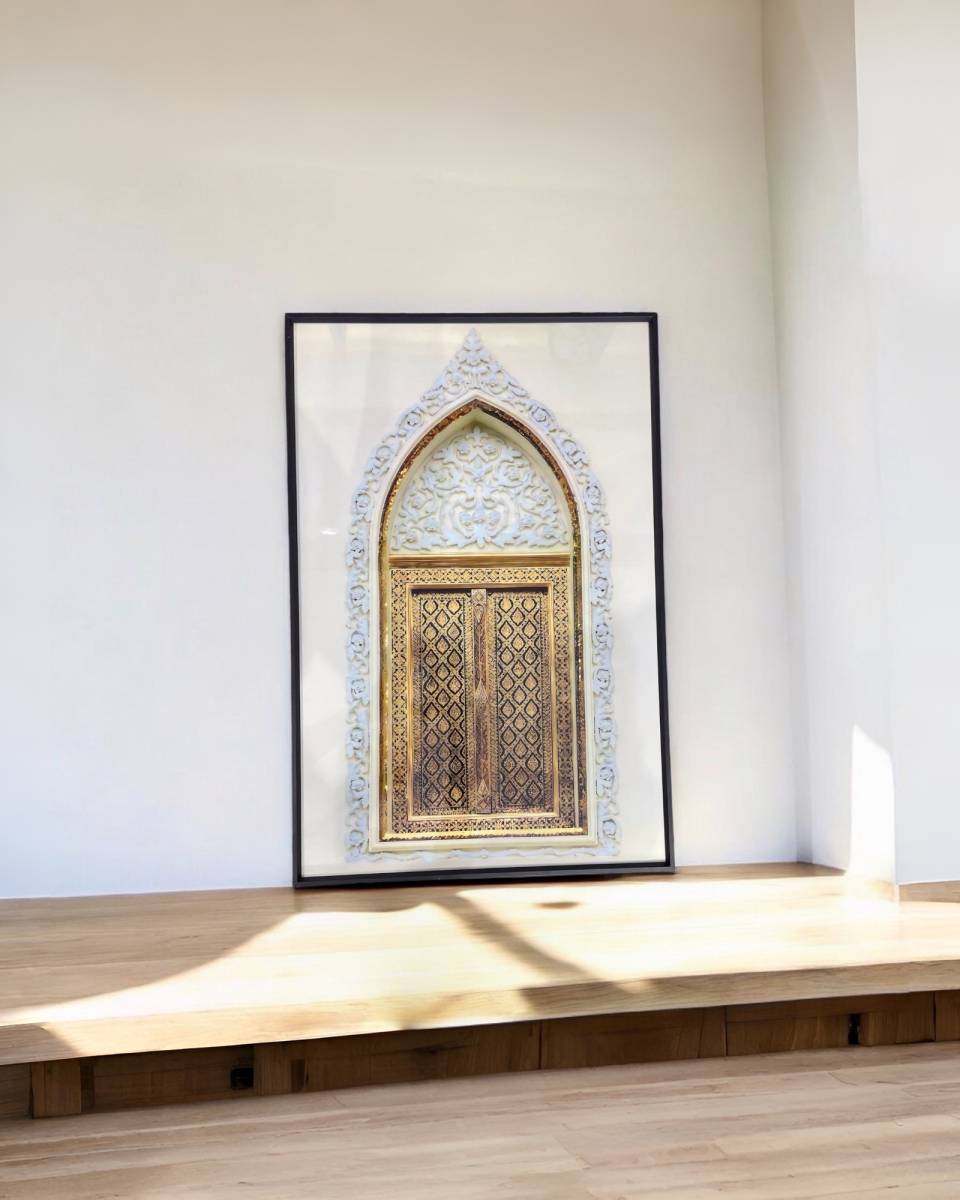 TABLEAU MURAL – PORTE ORIENTALE SCULPTÉE | AMCOSMETIK