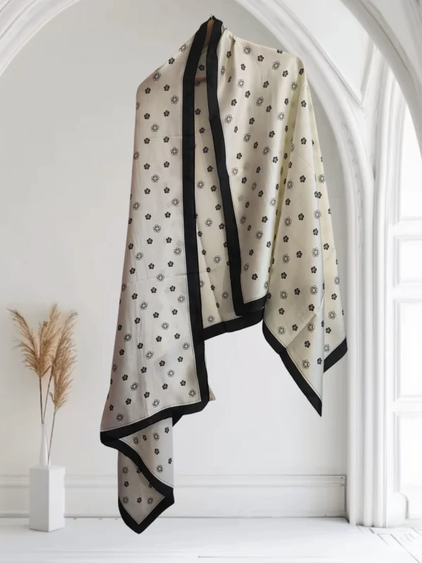 Écharpe en Soie (White) | Les Élixirs Parfumés