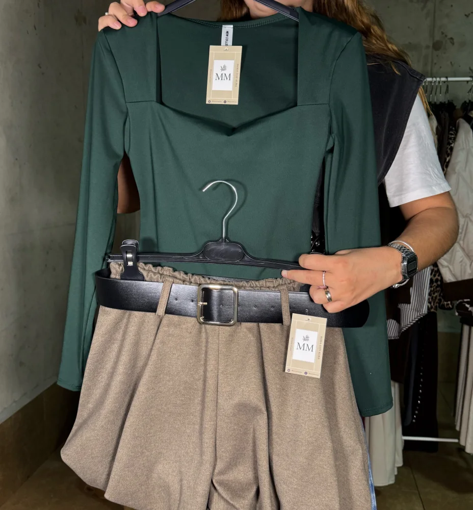 Top basic hombrera esmeralda | MAISON MARJU